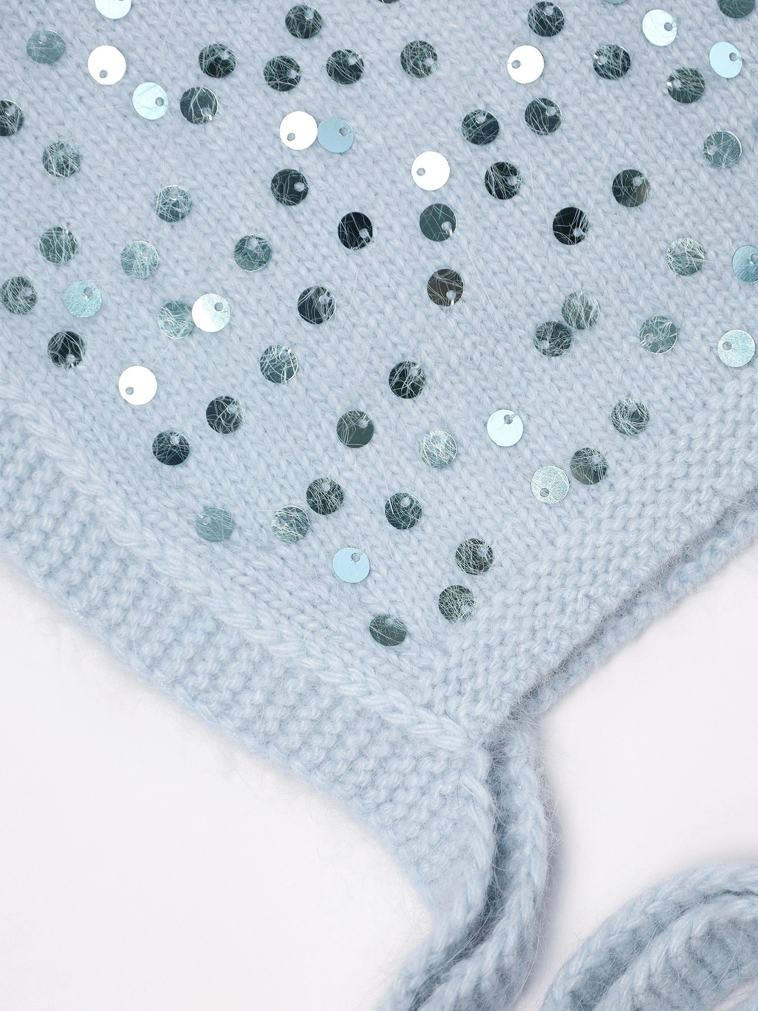 Шапка-капор с пайетками в ассортименте